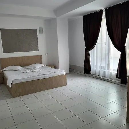 Πανσιόν Casa Sagrada 3*